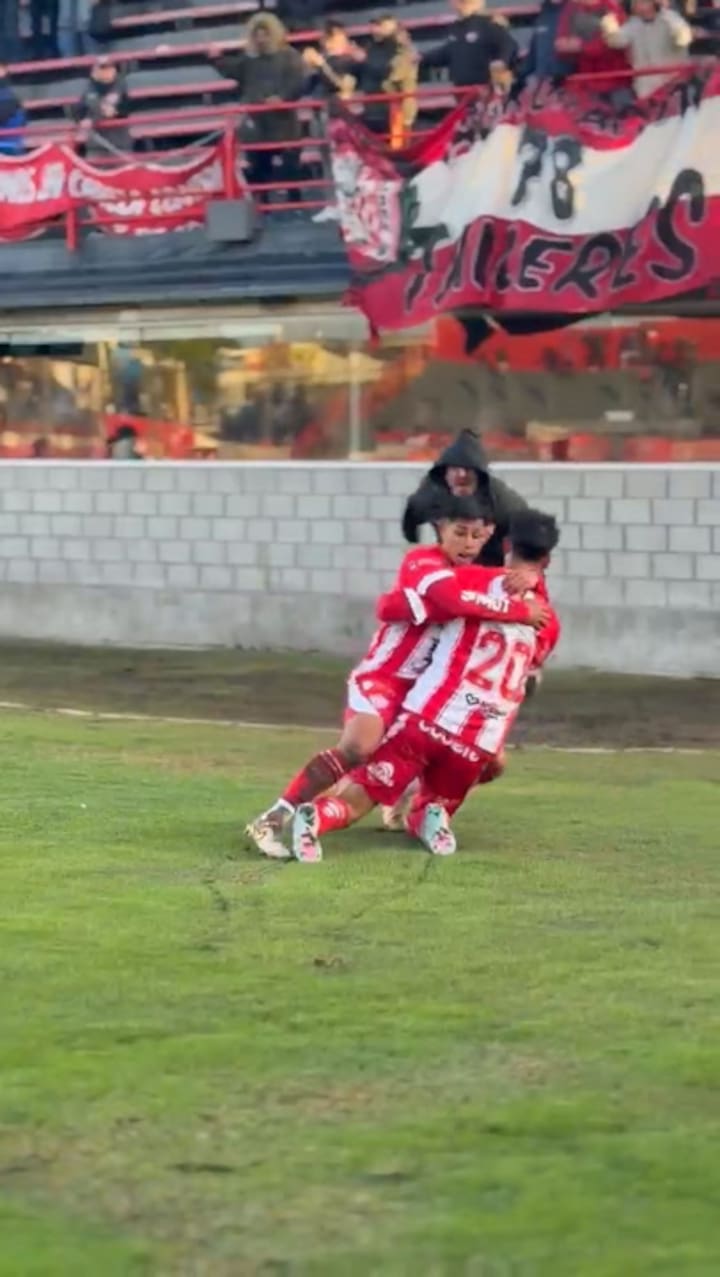El insólito gol de Talleres de Remedios de Escalada a Villa San Carlos