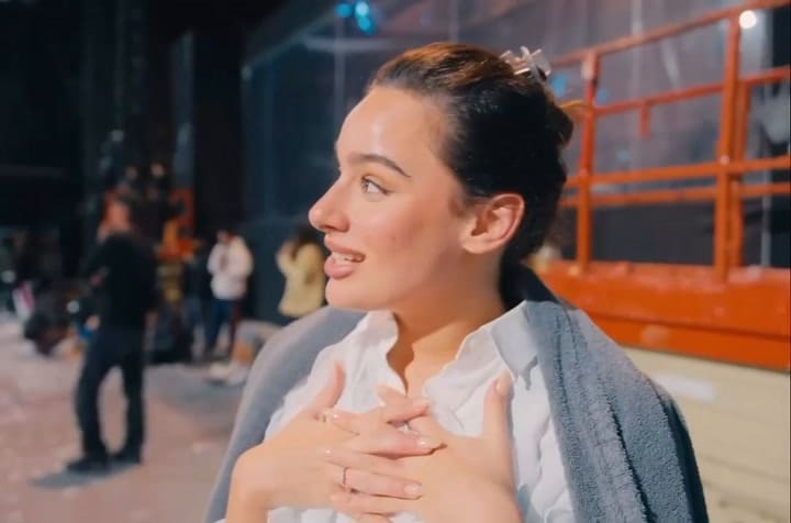 Flor Jazmín ensaya para Fuerza Bruta