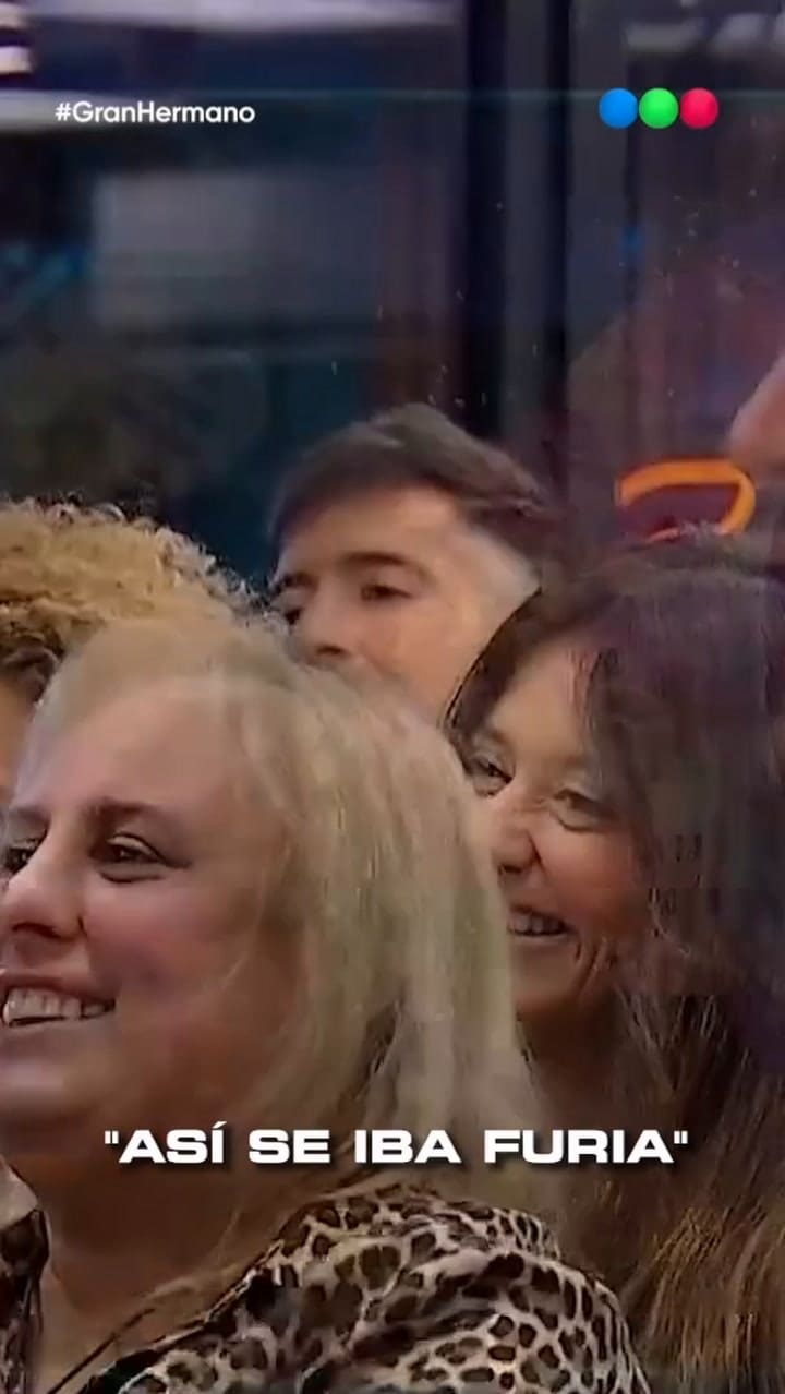 Furia Se Fue Por La Puerta Giratoria