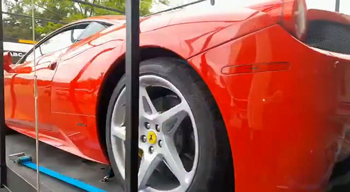 Secuestro de una Ferrari 458 transportada en un camión desde Paraguay hacia Pilar, Buenos Aires
