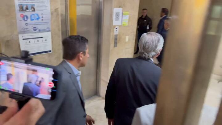 La llegada de Alberto Fernández a Comodoro Py