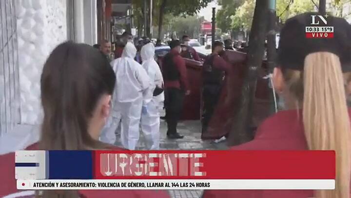 Flores. Hallan muerta a una mujer en la calle: el cuerpo no tiene signos de violencia