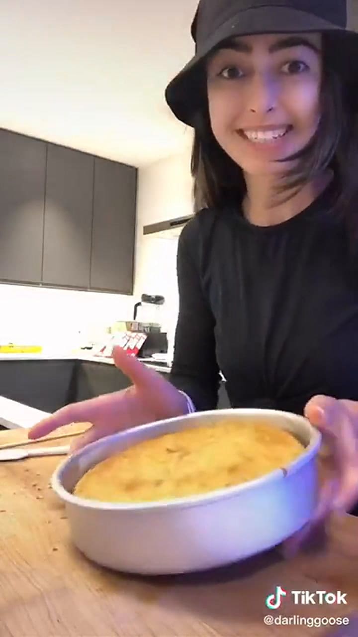 Hizo su propio pastel de bodas