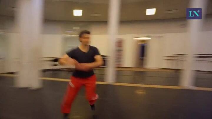 A la hora de la despedida, Iñaki Urlezaga recorre entre recuerdos los pasillos del Teatro Colón