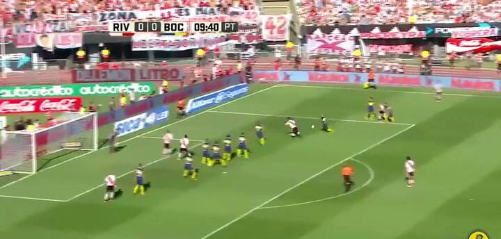 El debut contra River