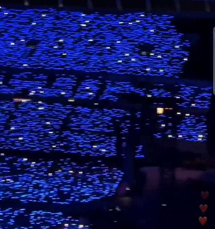 La presencia de Tini Stoessel en el show de Coldplay generó furor en los fans