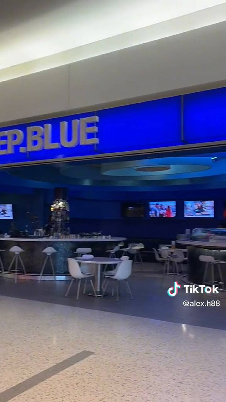 Muestra cómo es viajar en una aerolínea low cost de Estados Unidos