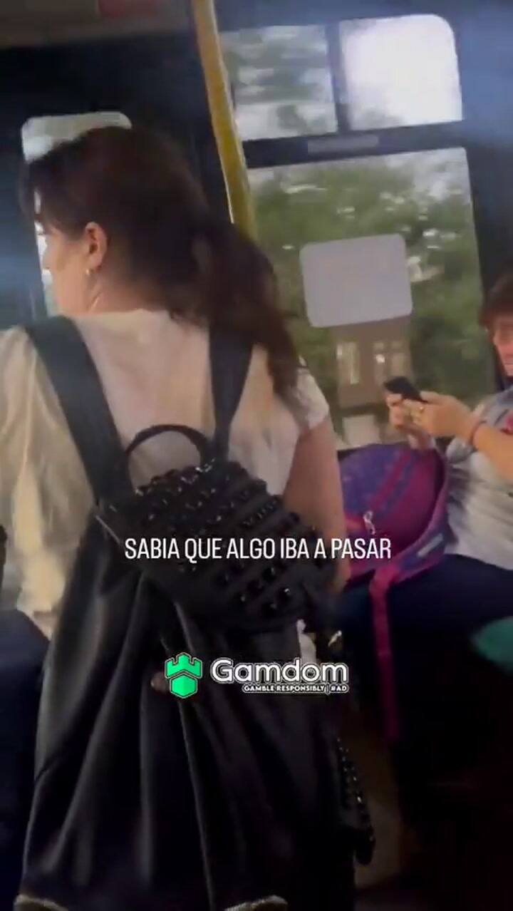 Patricia Bullrich denunció que una mujer le tiró agua en la cara a otra por parecerse a ella en un colectivo