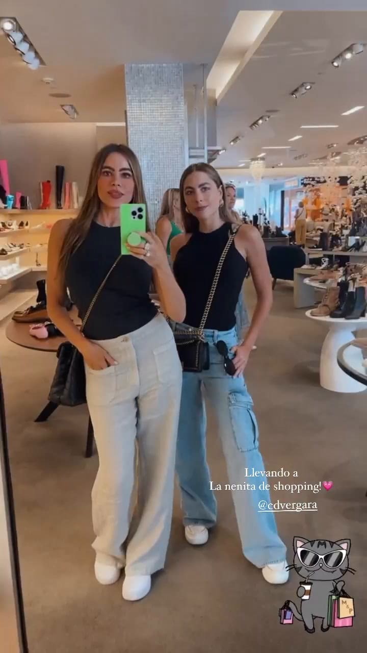 Sofía Vergara se fue de compras con su sobrina e impactó con su belleza