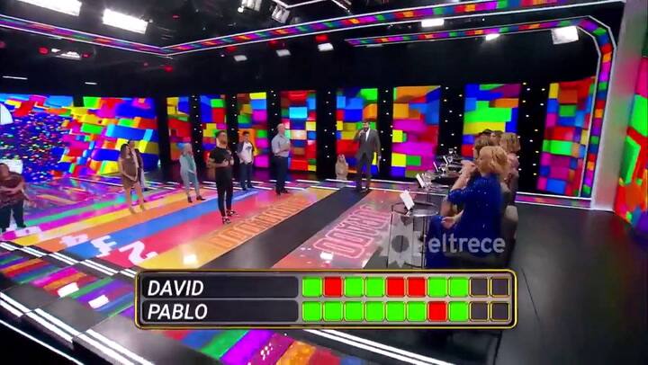 La emoción de Pablo al celebrar el premio de Los 8 escalones con su madre