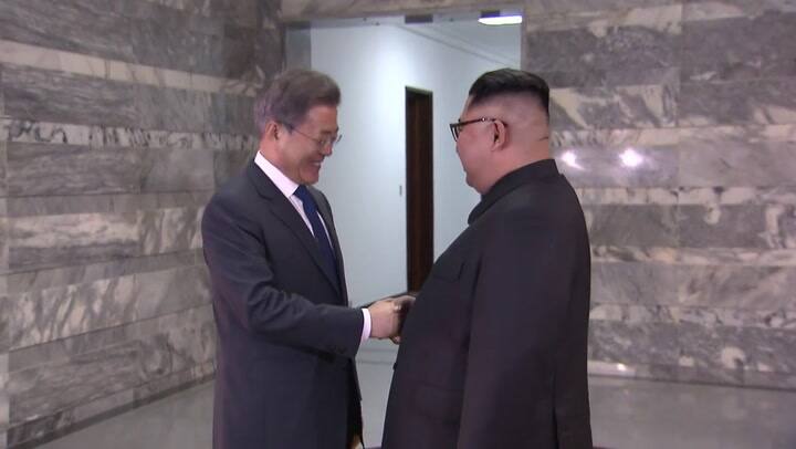 Líderes coreanos se reúnen inesperadamente - Fuente: AFP