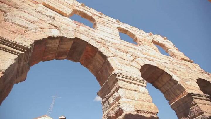 Baby K - Roma - Bangkok