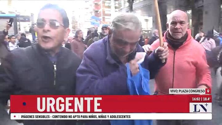 Incidentes frente al Congreso