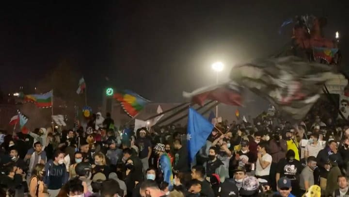 Chile celebra en grande la derogación de la Constitución de Pinochet - Fuente: AFP