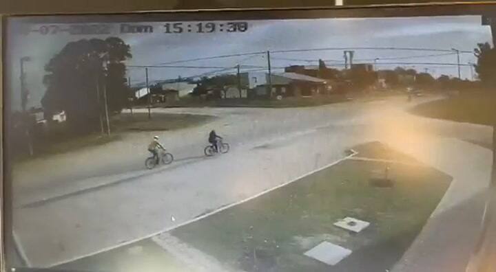 Atropelló con su moto a dos ciclistas en Mar del Plata