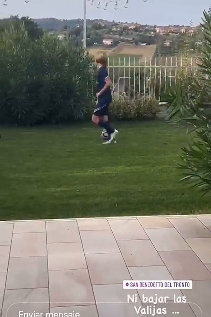 Maxi López disfruta con sus hijos en Milán