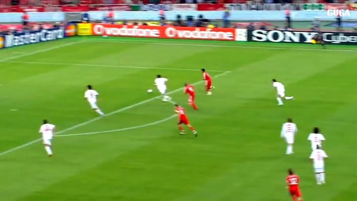 Con Milan, su título en la Champions 2007