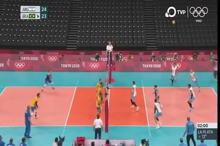 Punto de Conte y primer set para Argentina