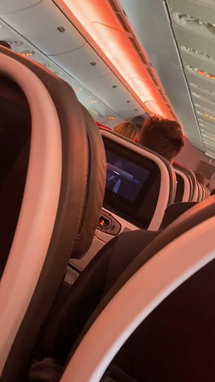 El comunicado de la tripulación ante la activacion del protocolo - Fuente: Eduardo Dimarco, pasajero