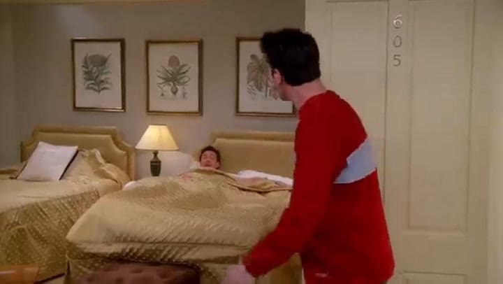 La escena de Friends de Chandler y Monica