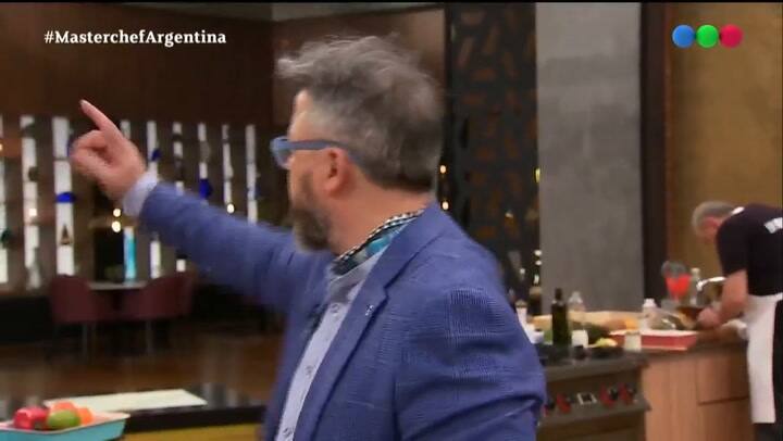MasterChef Celebrity: Donato de Santis indignado por una salsa de tomate - Fuente: Telefe