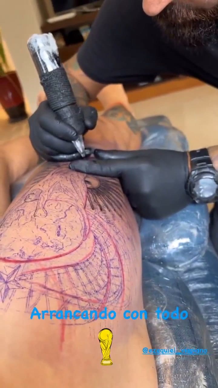 Ángel Di María se tatuó la Copa del Mundo