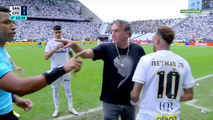 Error en un partido de Brasil y Neymar afuera del partido
