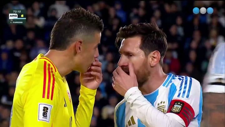 El reclamo de Messi a James Rodríguez