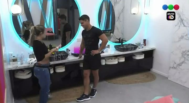 Coti habló con Conejo sobre su pelea con Romina y Julieta