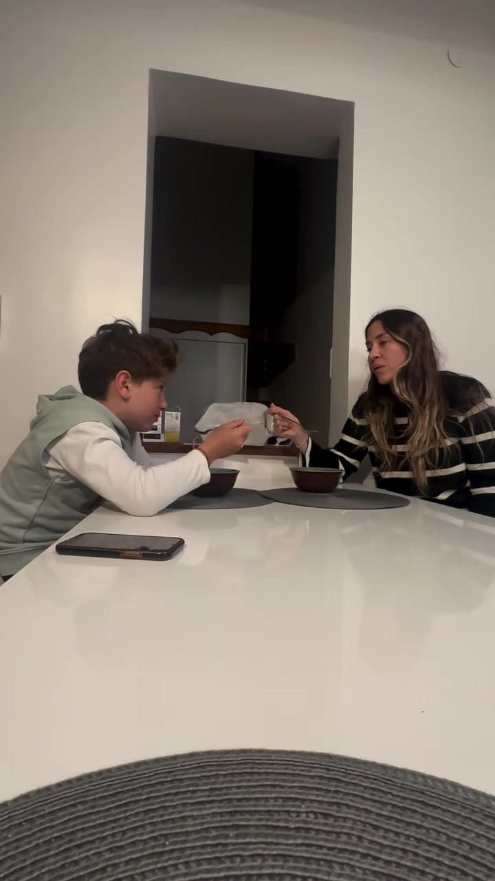 La emoción de Jimena Barón al sorprender a su hijo con entradas para la final de la Copa América