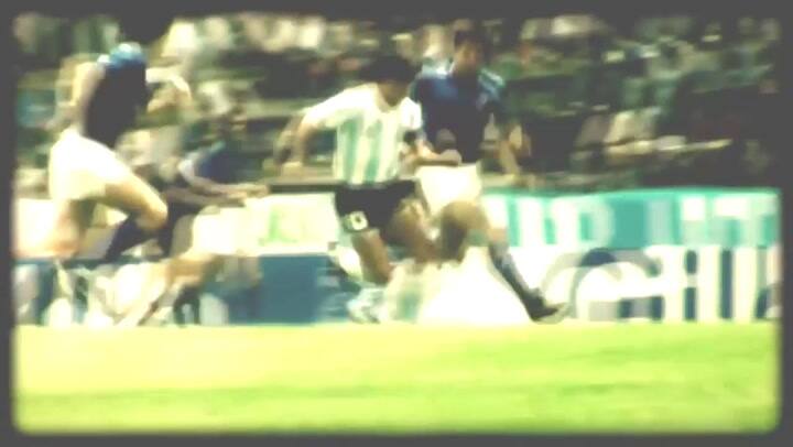 Tango Corrupto interpreta 'Aserejé' - Fuente: Youtube