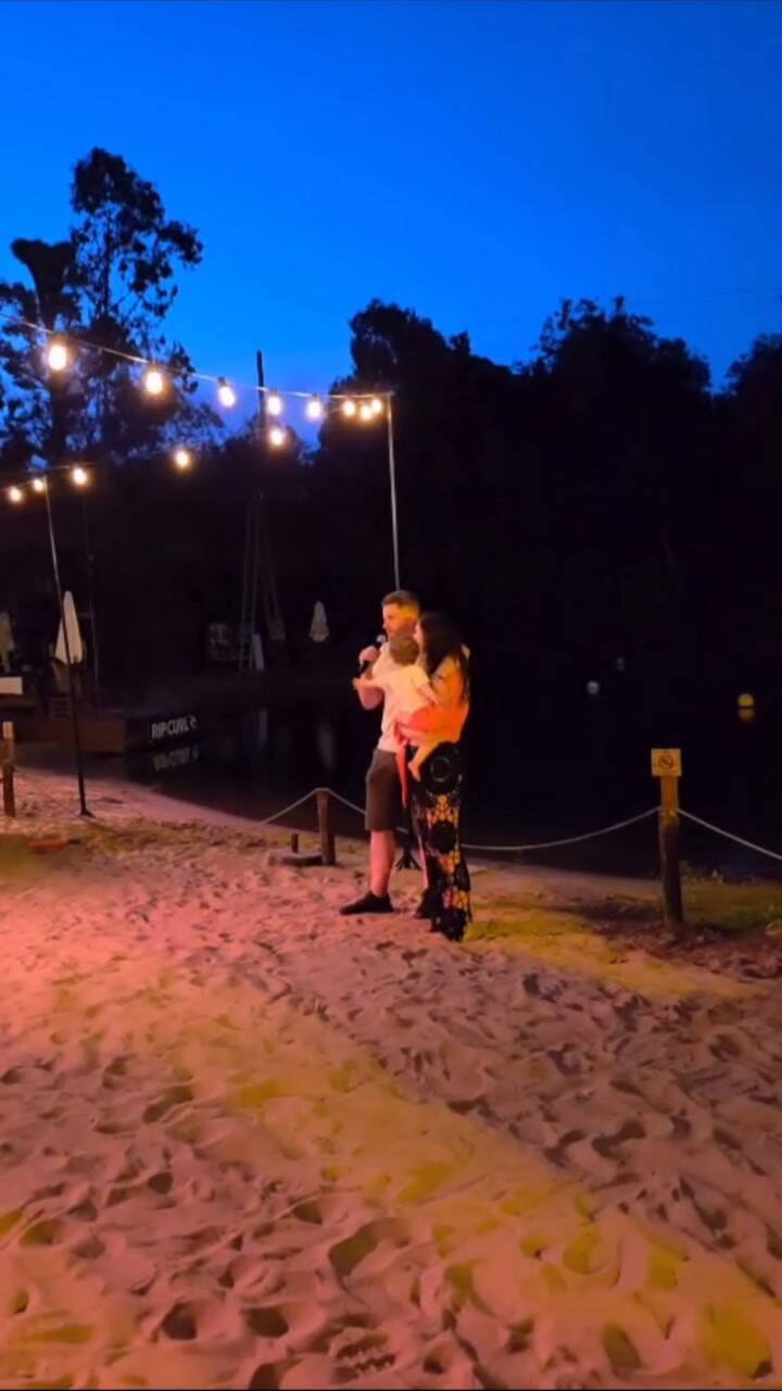 La propuesta romántica de Andrés Rolando a Julieta Nair Calvo