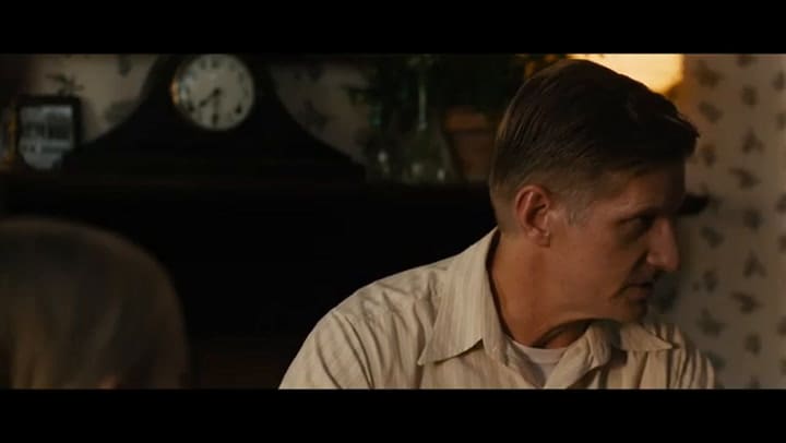 Perdido en la montaña, tráiler oficial