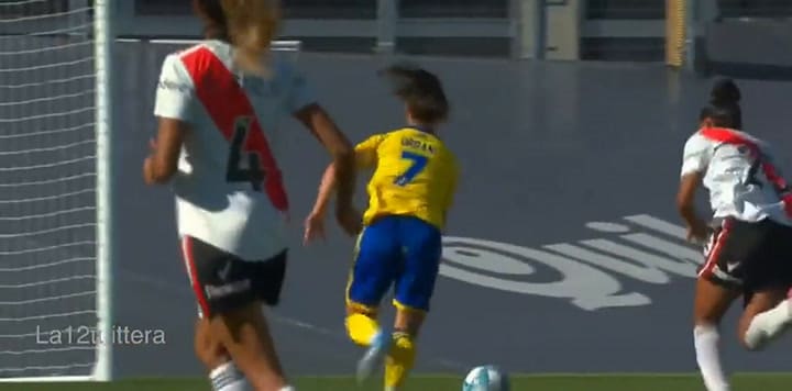 Blooper y el 1 a 0 de de Boca ante River, en el Superclásico femenino