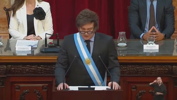 La chicana de Javier Milei a Facundo Manes