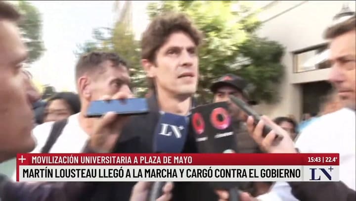 Martín Lousteau Llegó A La Marcha Y Cargó Contra El Gobierno