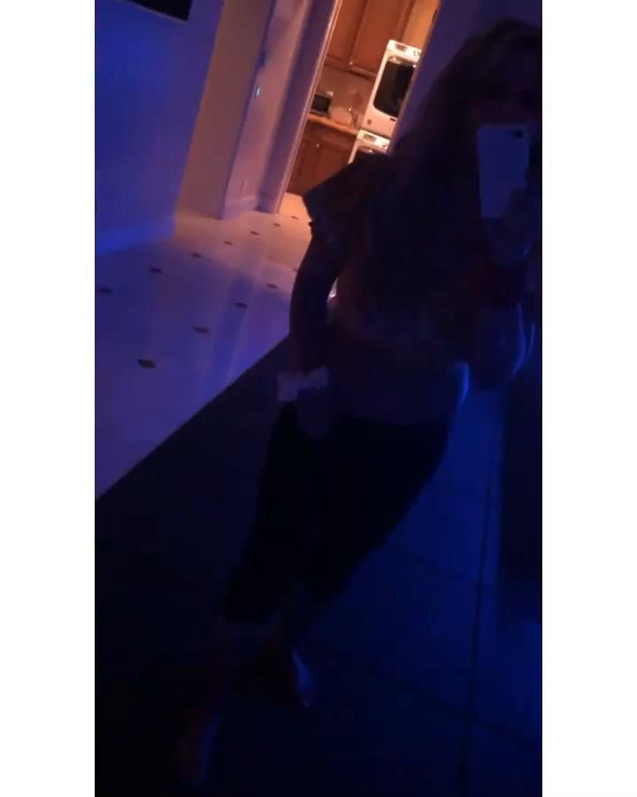 Britney Spears comparte en redes la versión de “Baby one more time” que su familia no le dejó grabar