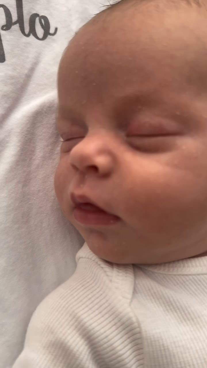 Así celebró Marley el cumplemés de Milenka