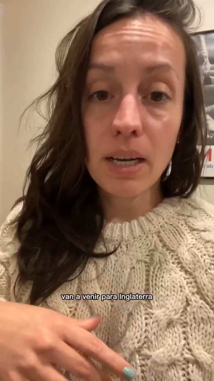 A través de sus redes sociales, Victoria cuenta cómo es vivir en el Reino Unido (IG @boluda.in.uk)