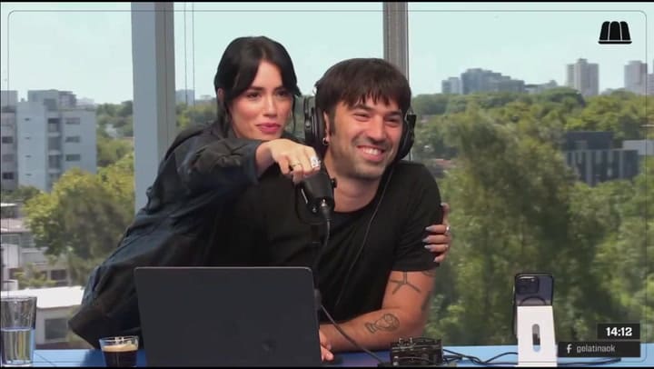 Lali apareció en Gelatina, mostró su anillo de compromiso y desconcertó a Pedro Rosemblat