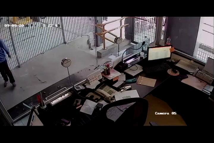 La brutal protesta de los empleados de la Línea 60