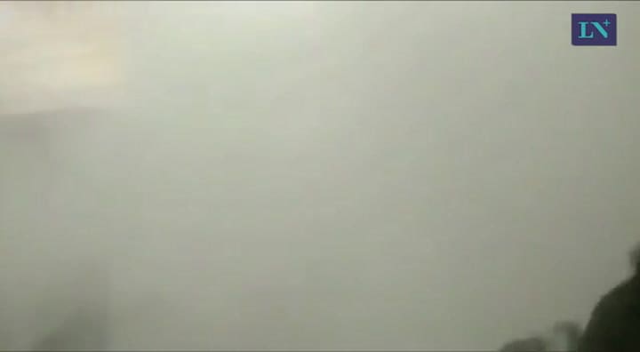 Incidentes en la puerta del Rectorado y un detenido - Crédito: Fernando De Arostegui