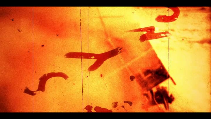 Einstein Y La Bomba, tráiler en español