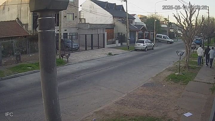 Las cámaras de seguridad captaron a los sospechosos