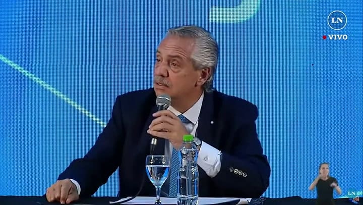Alberto Fernández: “Las quejas que escucho son que para ir a comer hay que esperar dos horas”