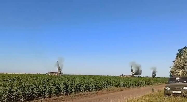 El infernal desfile de cohetes balísticos con el que Ucrania amenazó a Vladimir Putin