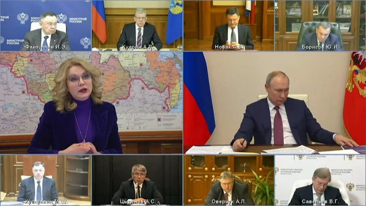 Sputnik V: Putin dijo que es 'la mejor del mundo' y ordenó una campaña masiva - Fuente: AFP