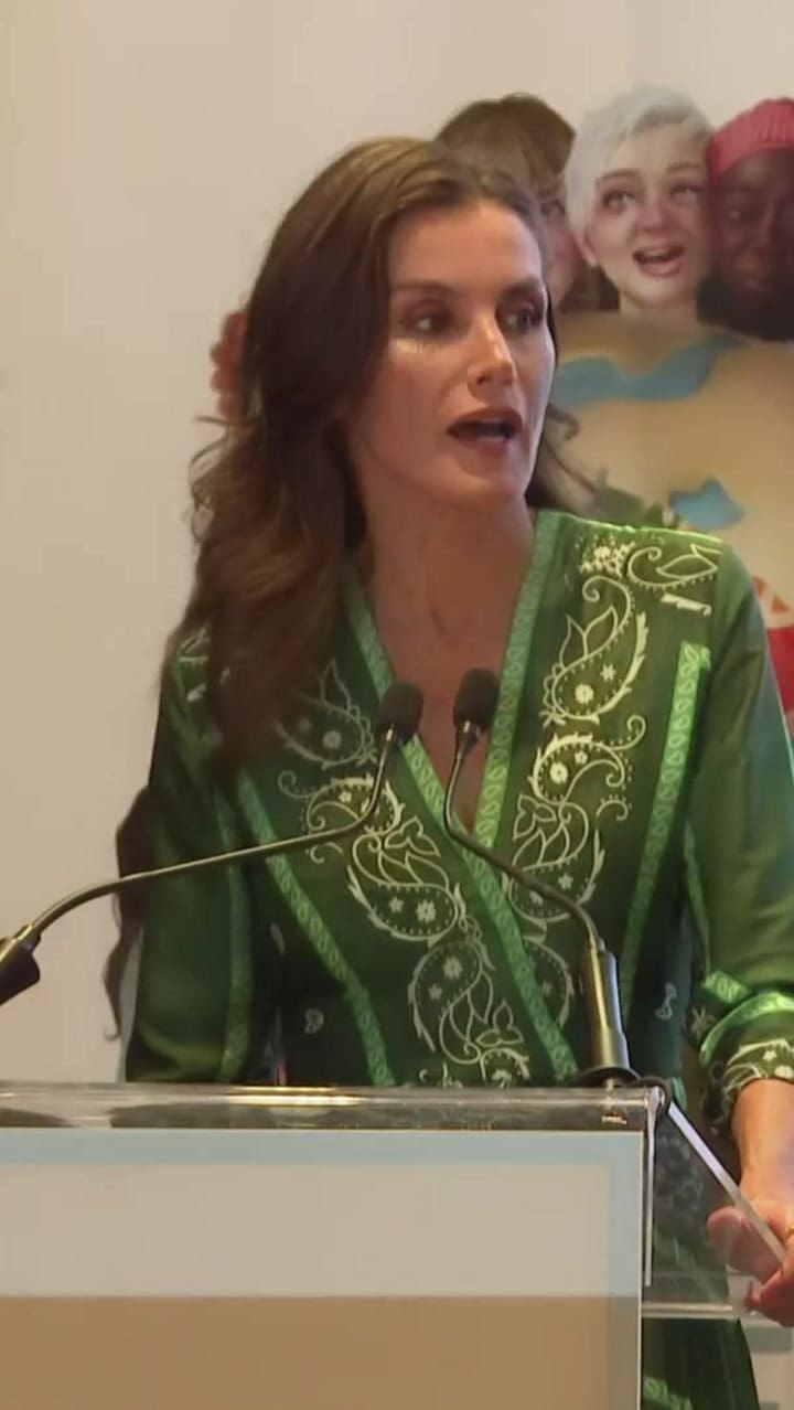 La Reina Letizia “Rapea” Por La Salud Mental