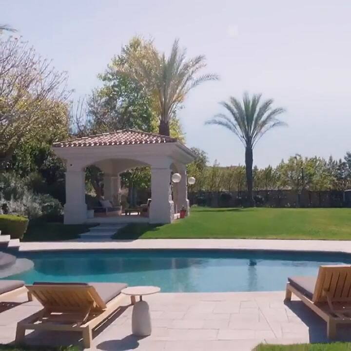 El interior de la casa de Travis Barker y Kourtney Kardashian