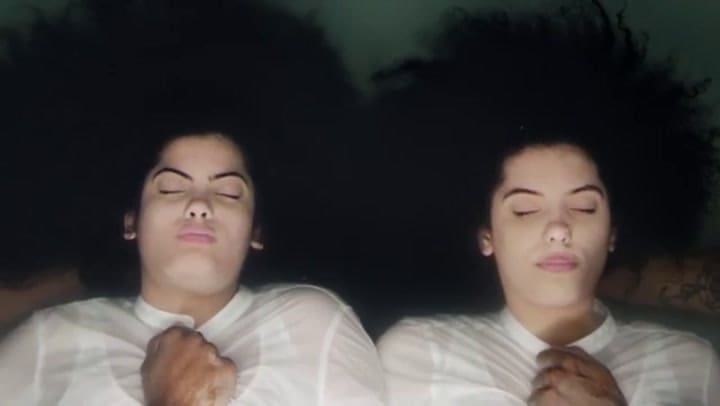 River', Ibeyi